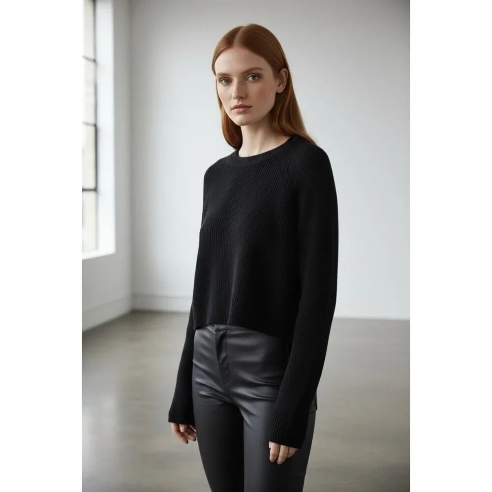 Minnie Rose Black Cashmere Cropped Rib Knit Sweater Epaulet Shoulder XS